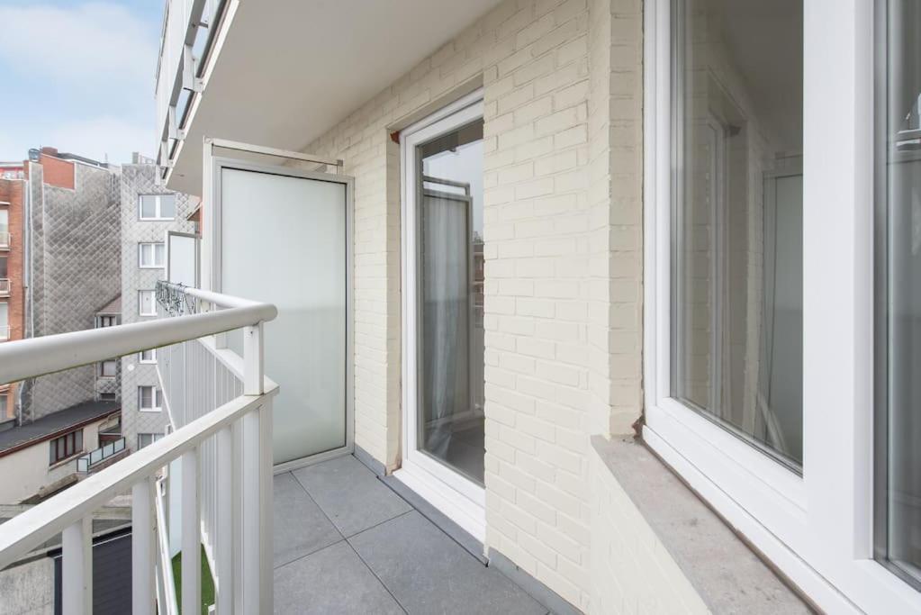 Residentie Piccadilly 2 Slpk Appartement Te Oostende, 4 Tot 5 Pers, Met Terras Bagian luar foto